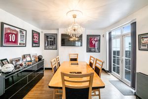 Photo 16- click for photo gallery